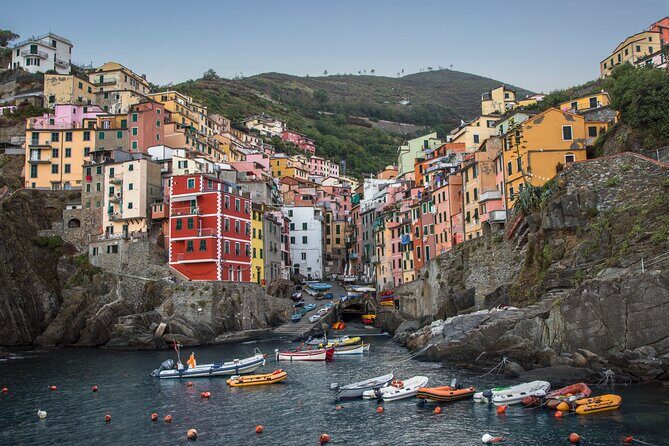 Guided Day Tour on Private Boat to Cinque Terre private boat - Who Is This Tour Best For?