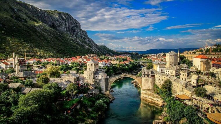 guided-day-trip-from-dubrovnik-mostar-kravice-waterfalls
