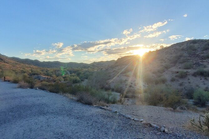guided-desert-sunrise-or-evening-sunset-2-hour-hike-at-south-mtn