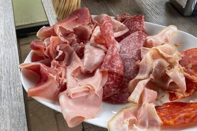 Guided E-bike Tour in Bologna with aperitif - Key Points