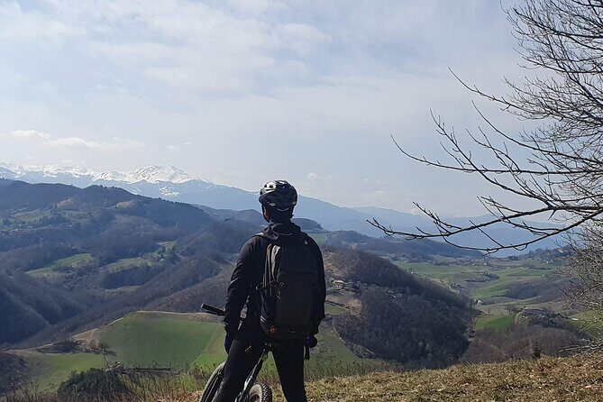 Guided E-bike Tour in Bologna with aperitif - The Itinerary in Detail