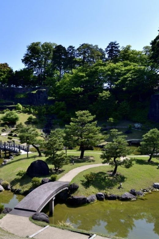 guided-ebike-walking-private-tour-of-kanazawa-mainkenrokuen