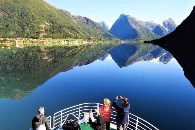 guided-fjord-glacier-tour-from-bergen