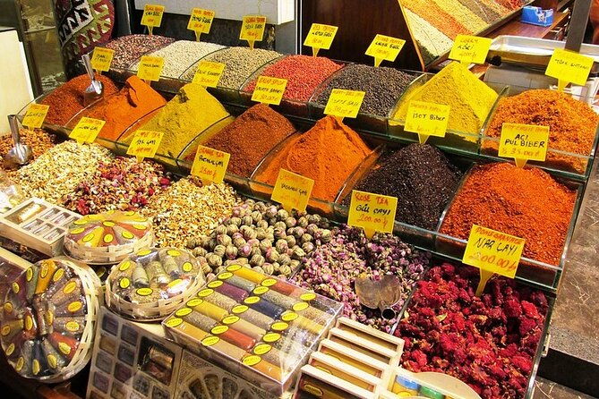 guided-food-tasting-tour-in-istanbul-city-of-the-two-continents
