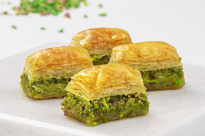 guided-food-tasting-tour-in-istanbul-city-of-the-two-continents