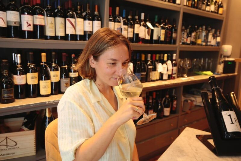 guided-food-tour-with-wine-tastings-in-genoa
