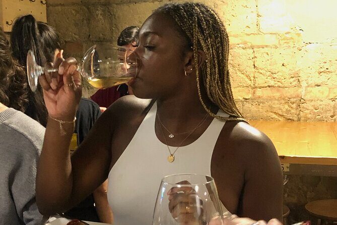 Guided, FUN Wine Tasting with Trivia Games, Napoli - Engaging Review of the Guided, FUN Wine Tasting in Naples