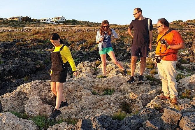 guided-geological-excursion-to-ustica-2