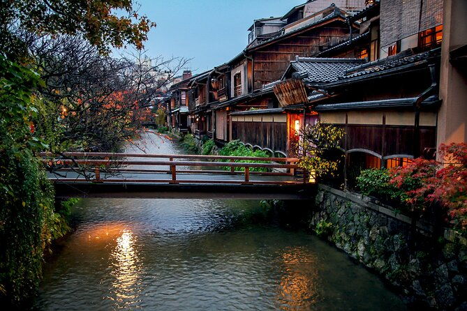 guided-gion-tour-explore-kyotos-historic-geisha-district
