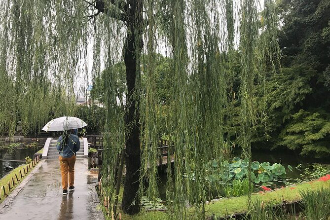 guided-half-day-touram-to-nagoya-castle-tokugawa-museum-and-garden