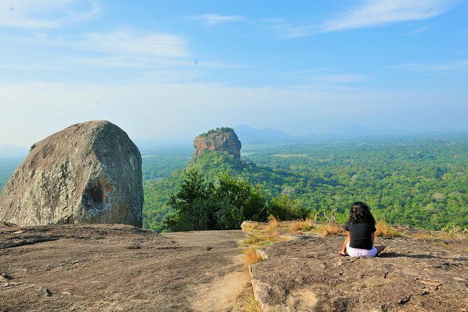 Guided Hike & Picnic with an Amazing View on Pidurangala Rock - In-Depth Look at the Experience