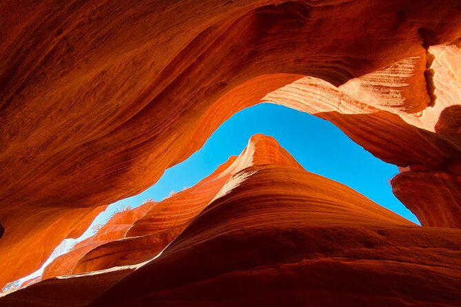 guided-hike-through-peek-a-boo-slot-canyon-small-group