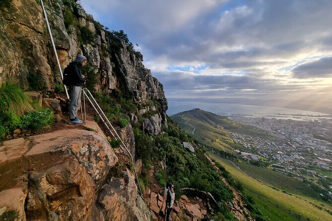 Guided Hike to Lions Head Cape Town by Sunrise or Sunset - Scenic Highlights and Photo Opportunities