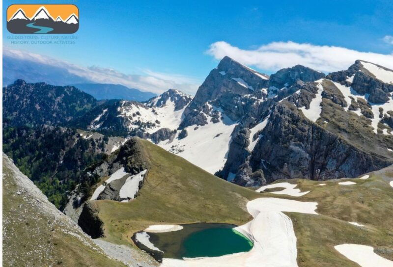 guided-hiking-tour-to-the-dragon-lake-of-mountain-tymfi
