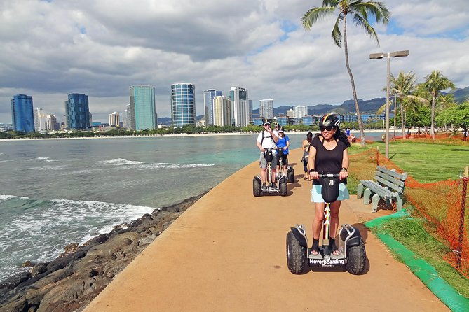 guided-hoverboard-tour-west-waikiki-magic-island-and-ala-moana-2