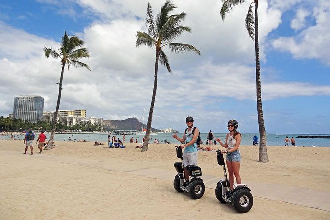 guided-hoverboard-tour-west-waikiki-magic-island-and-ala-moana