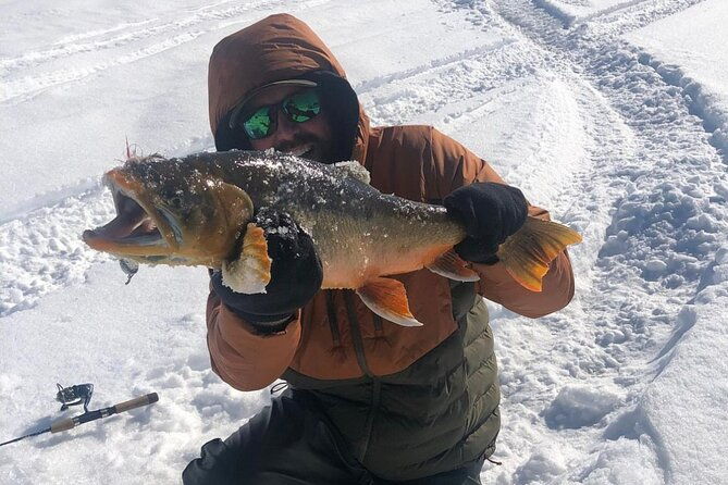 guided-ice-fishing-excursions