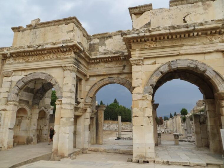 guided-icmeler-ephesus-tour-w-breakfast-lunch