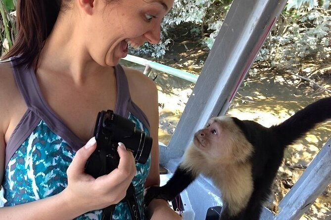 guided-jungle-adventure-with-gatun-lake-cruise