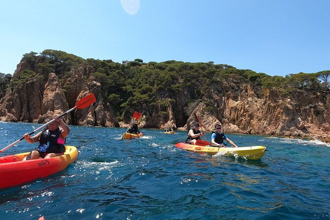 guided-kayak-snorkel-tour-to-costa-brava-small-group-and-lunch-2