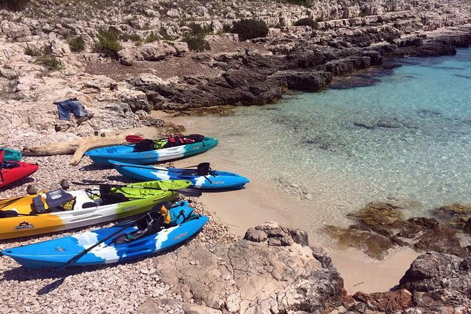 guided-kayaking-tour-to-pakleni-islands