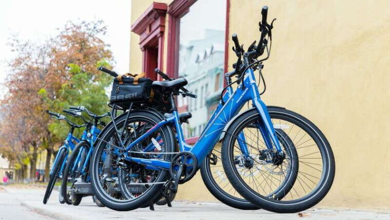 guided-limoilou-e-bike-adventure-from-old-quebec-lunch