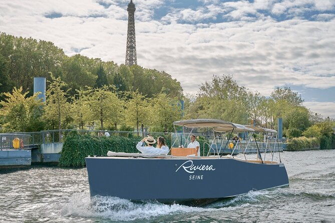 guided-luxury-river-cruise-walking-tour-of-paris-monuments