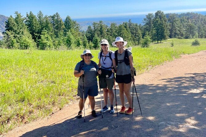 guided-morning-hike-with-pastries-in-denver