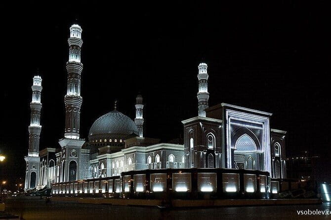 Guided Night Time Tour of Astana in a Private Car - Key Points