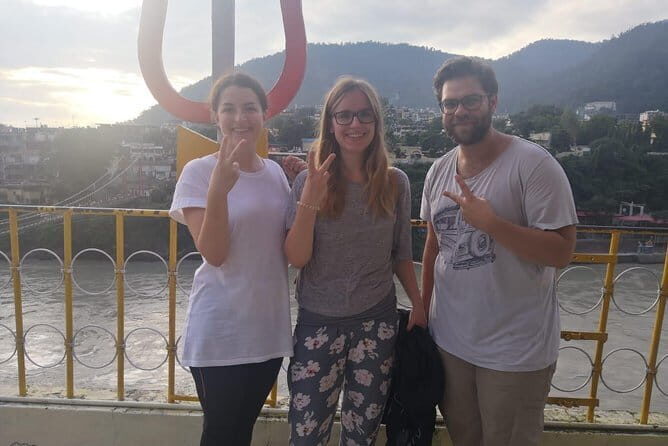 Guided Night Walking Tour in Rishikesh - Explore the best nightlife with a local - Meeting Point and Overall Flow