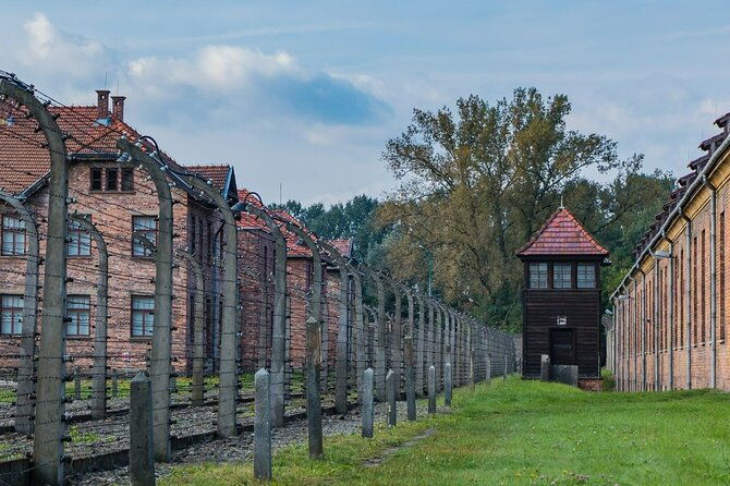guided-private-tour-to-auschwitz-birkenau-krakow-from-wroclaw