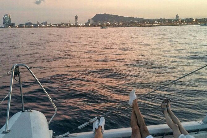guided-private-yacht-tour-in-barcelona-spain