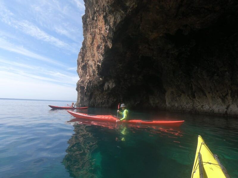 guided-sea-kayaking-adventures-in-the-south-western-algarve