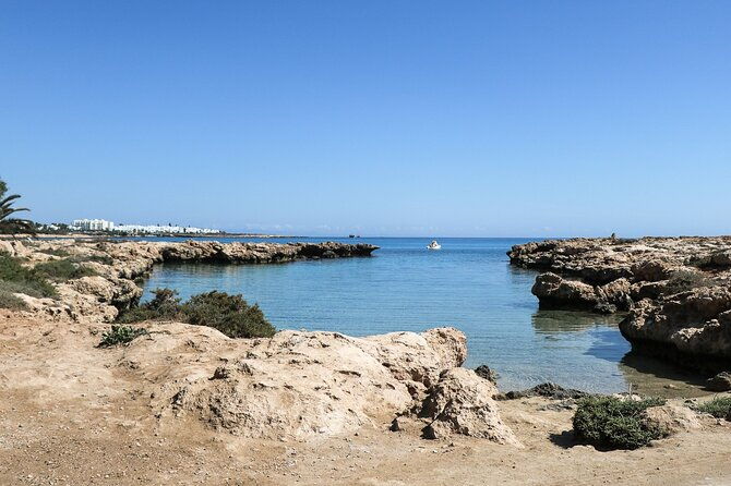 guided-snorkeling-trip-to-the-turtles-in-protaras