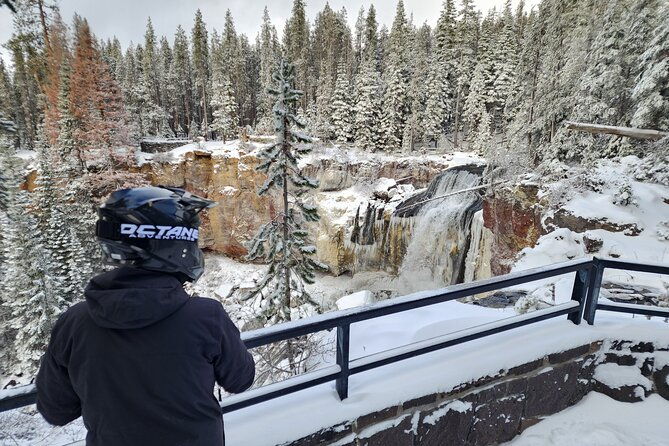 guided-snowmobile-tours-in-the-national-volcanic-monument