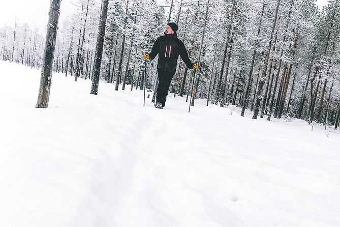 guided-snowshoeing-tour-in-pyhatunturi