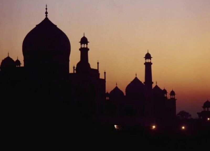 Guided Sunset Tour Of Taj Mahal with Skip-The-Line Entry - Who Should Book This Tour?