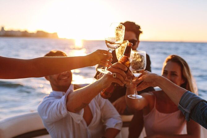 guided-tour-by-catamaran-with-aperitif-from-polignano-a-mare