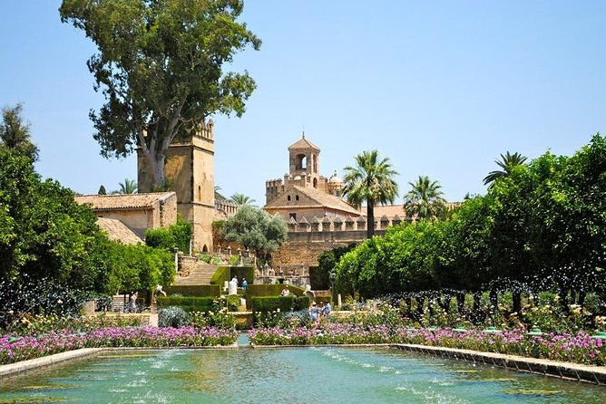 guided-tour-discover-the-2-great-monuments-in-cordoba-mezquita-and-alcazar