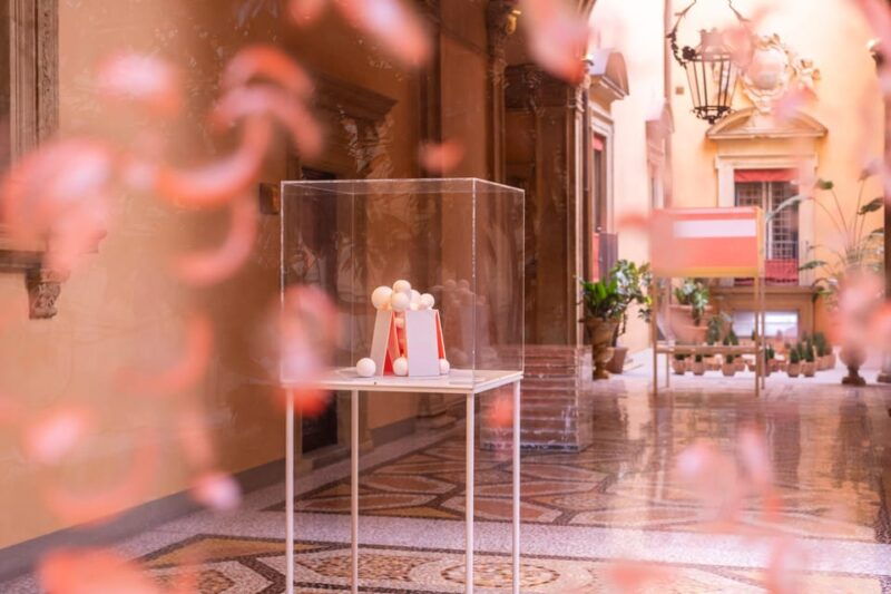 guided-tour-exhibition-alfredo-pirri-portrait-of-the-palace
