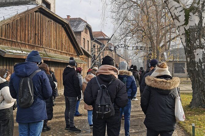 guided-tour-from-krakow-to-auschwitz-birkenau-transfer-ticket