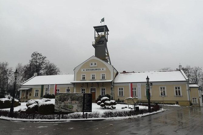 guided-tour-from-krakow-to-salt-mine-wieliczka-with-hotel-pick-up
