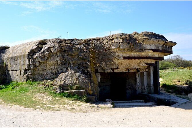 Guided tour from Utah Beach to Omaha Beach with Jeep immersion - Omaha Beach: The Bloodiest Battle