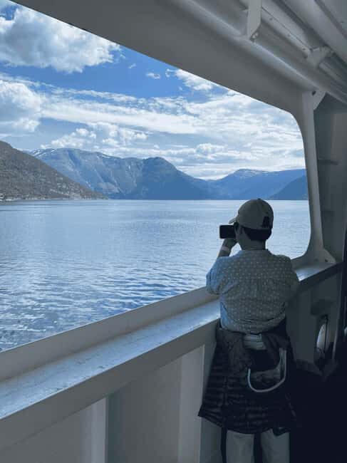 Guided tour: Hardangerfjord, Waterfalls and Ferry crossing - FAQ