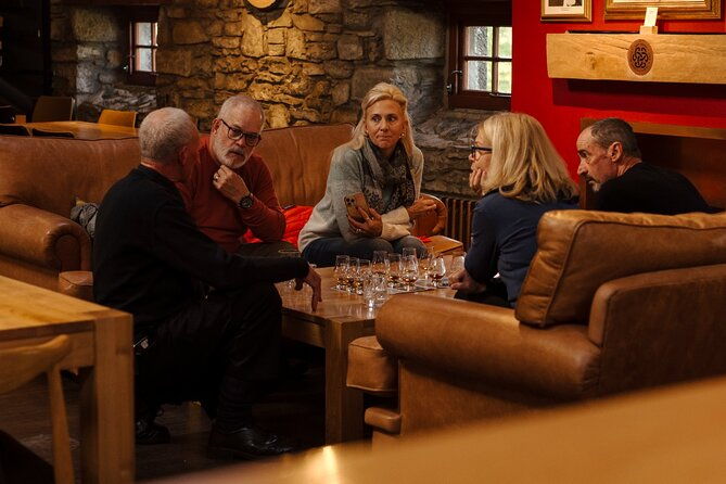 guided-tour-in-aberfeldy-distillery-with-connoisseur-experience