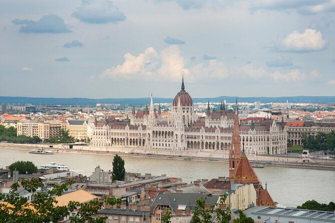 guided-tour-in-budapest-castle-district