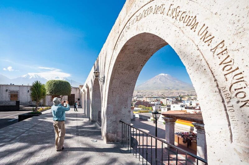 guided-tour-of-arequipa-and-the-santa-catalina-monastery