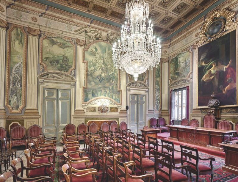 guided-tour-of-barcelonas-royal-academy-of-sciences-arts