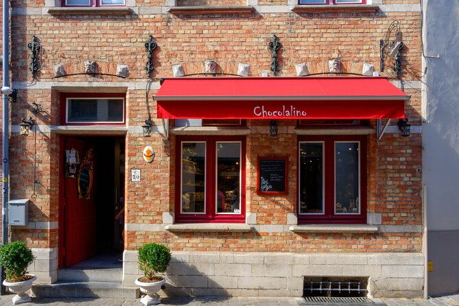 guided-tour-of-bruges-and-boat-tour-beer-tasting-opt