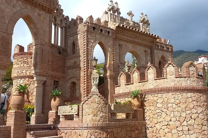 guided-tour-of-castillo-colomares